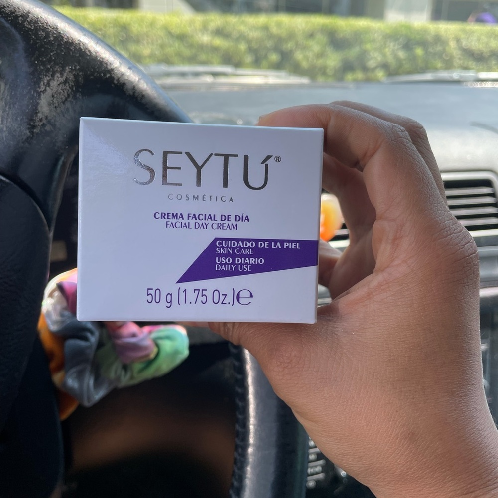 I’m selling SEYTU products, they are face.